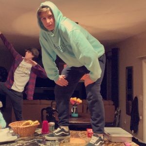 Meet your Posher, Marshall